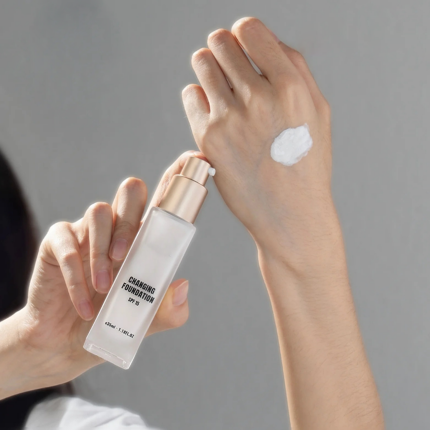Changing Foundation-Instant Concealer