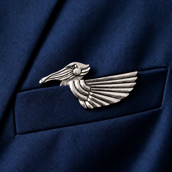 ✨ Luxury Sculpted Animal Brooch – Premium Statement Piece for Suits & Blazers