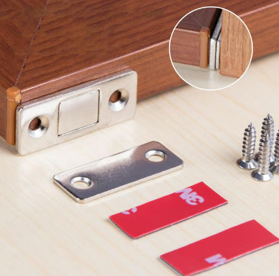 Hole-free magnetic door closer