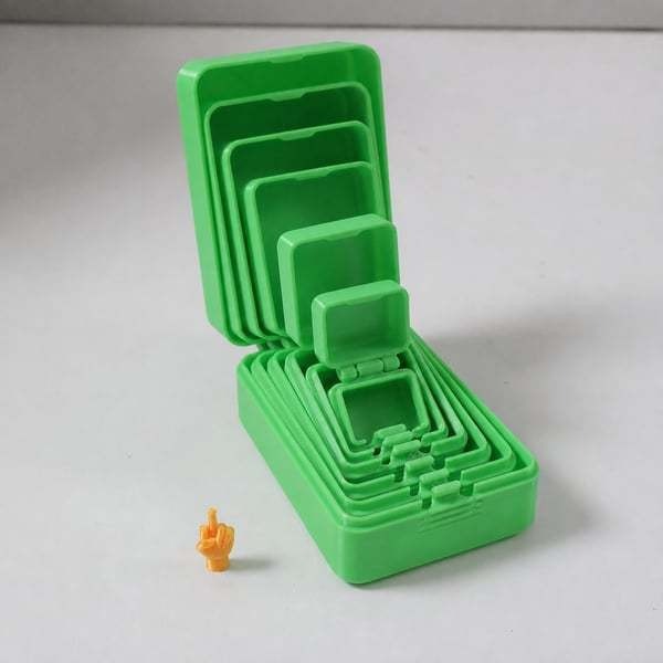 💥Never-Ending Middle Finger Prank Gift Box
